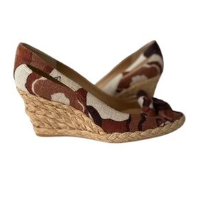 NWOT Stuart Weitzman Brown Tan Espadrille Wedge Heels – Size 9.5